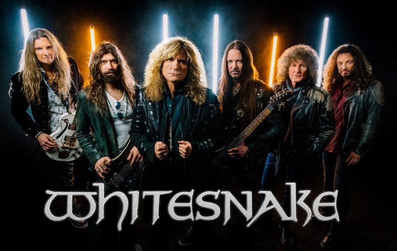 Legendárna kapela Whitesnake sa predstaví v Seredi. Svetové koncerty v amfiku pokračujú