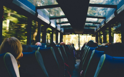 Rodiny s deťmi budú môcť v lete cestovať autobusom len za 1 euro. Akcia platí iba pre Trnavský kraj