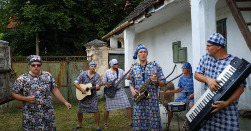 Šintavská kapela Mejbis prichádza opäť s novým hitom. Vypočujte si skladbu „Spachtoš“ s vtipným klipom