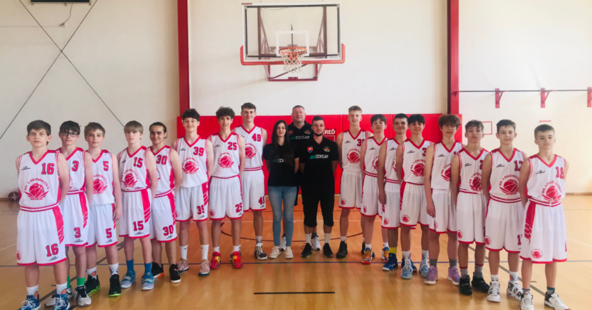 V Seredi sa uskutočnia Majstrovstvá Slovenska v basketbale. Stretnú sa tak najlepší z najlepších, medzi nimi aj náš BK Lokomotíva Sereď